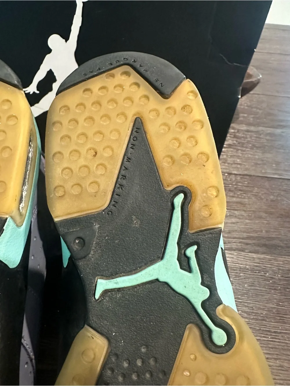 Jordan Retro 6